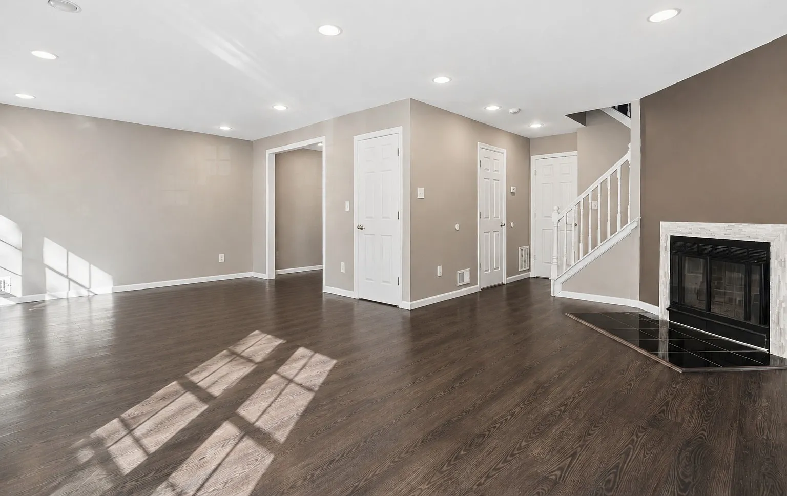 2 bed, 2.5 bath, $3,000 — Photo 1