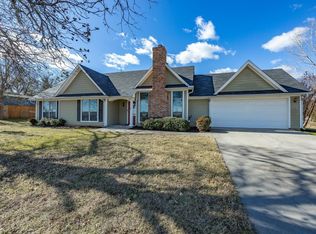 202 S Stratton St, Decatur, TX 76234