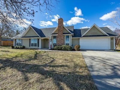 202 S Stratton St, Decatur, TX, 76234