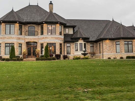 20600 Cobblestone Ln Dubuque Ia 52001 Zillow