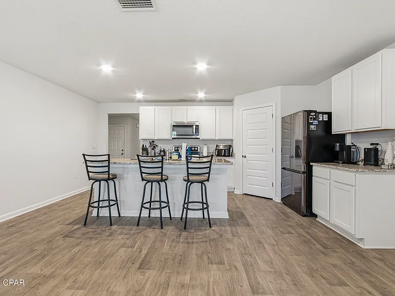 191 Ryder Ln — Photo 5