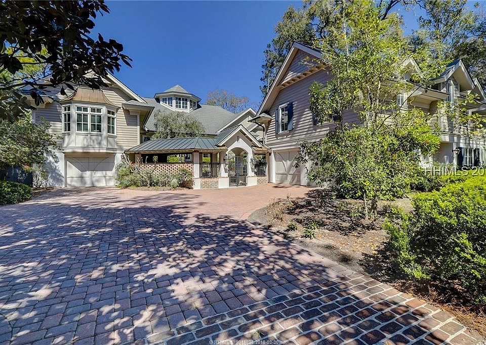 1st image of 13 Marsh Dr