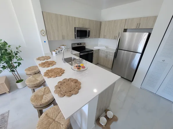 935 SW 71st Ct #B1, Miami, FL 33144