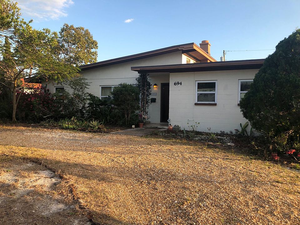 1st image of 694 51st Ave S