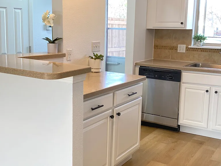 4800 Osage Dr #5 — Photo 9