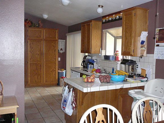 3rd image of 14347 Pinewood Dr