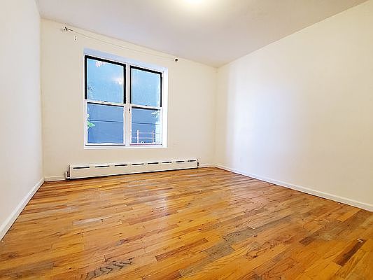 2nd image of 505 Lafayette Ave APT 1