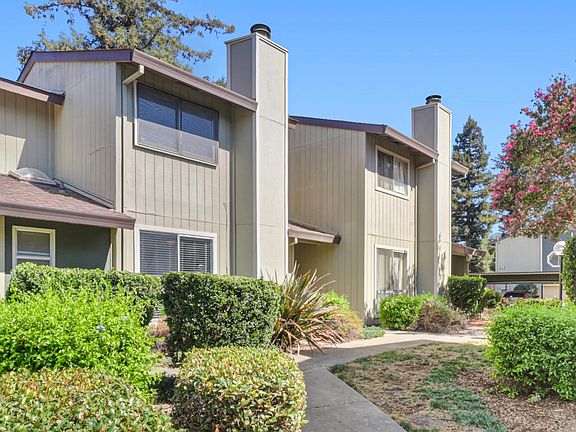3rd image of 115 Balcaro Way Unit 91