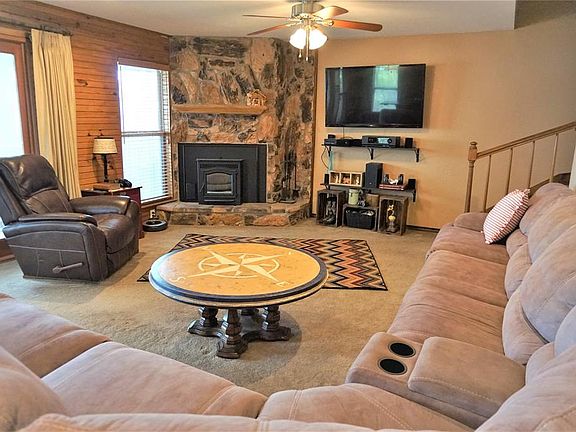 5th image of 2317 E Lake Dr
