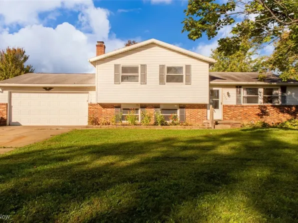 4568 Shriver Rd, North Canton, OH 44720