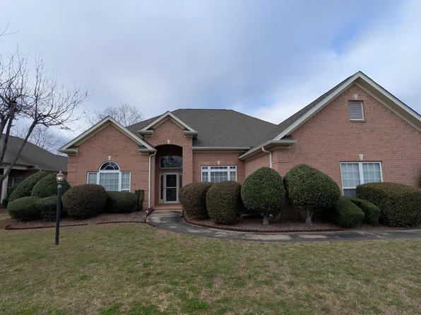 104 Orchard Ln, Centerville, GA 31028