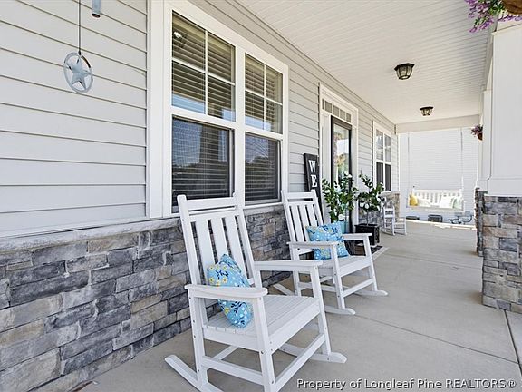3rd image of 72 Countryside Dr
