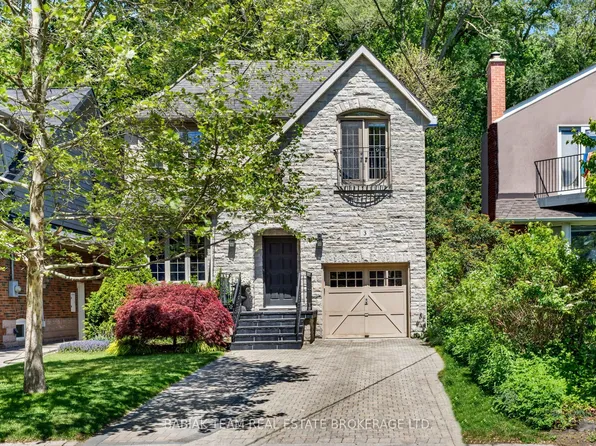 3 Humbercrest Blvd, Toronto, ON M6S 4K6
