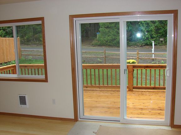 5th image of 110 N Mount Jupiter Dr