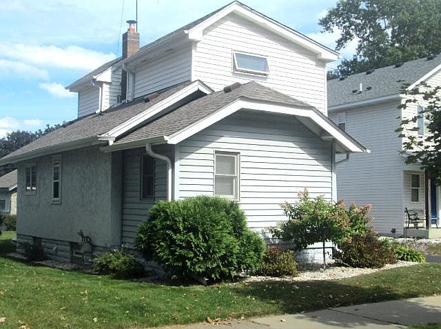 1st image of 145 Frost St E