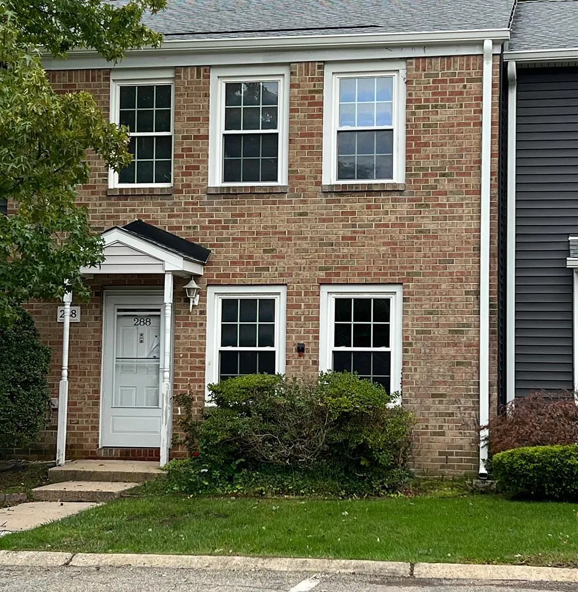 3 bed, 2.5 bath, 1648 sqft, $3,000 — Photo 1