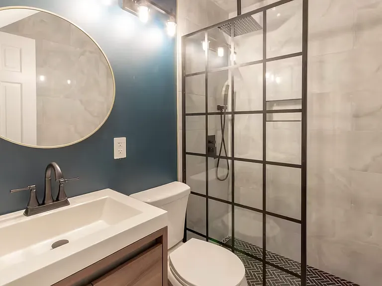 900 E Hopkins Ave #16 — Photo 3