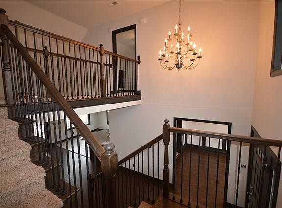 2nd image of 79 Rossview Pl Lot 79