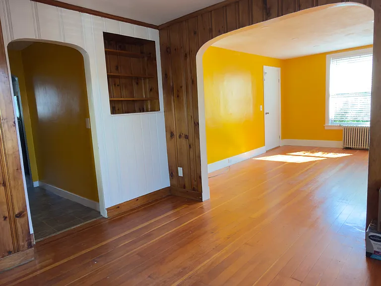 1396 Bridge St #1 — Photo 5