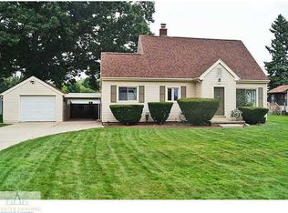 625 Clement Rd, Lansing, MI 48917