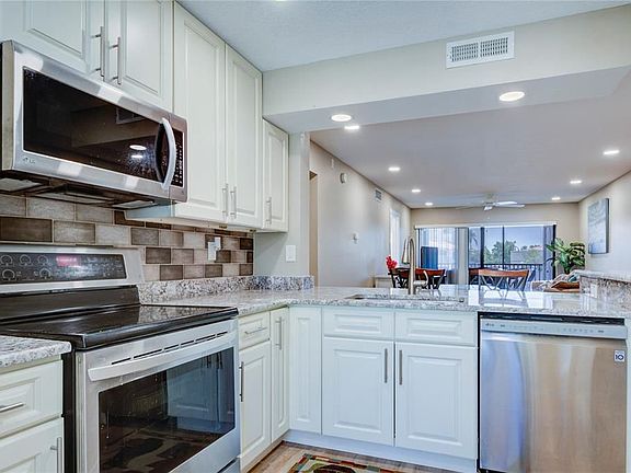 3rd image of 6281 Bahia Del Mar Blvd APT 206