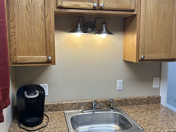 2nd image of 234 1/2 Watson Ave