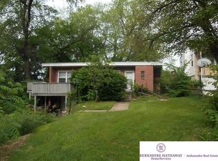 9428 N 30th St, Omaha, NE 68112