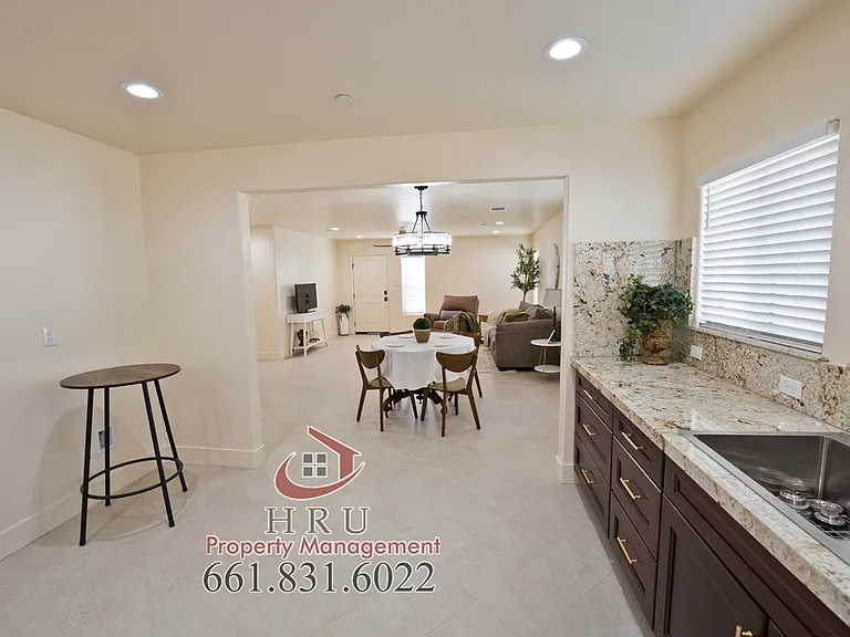 1821 Lacey St #1 — Photo 4