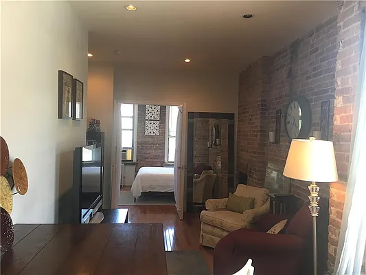 Rented by R New York | media 5