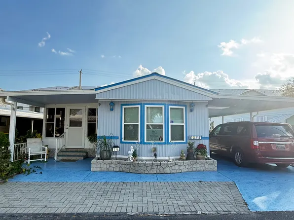 900 Aqua Isles Blvd #E16, Labelle, FL 33935