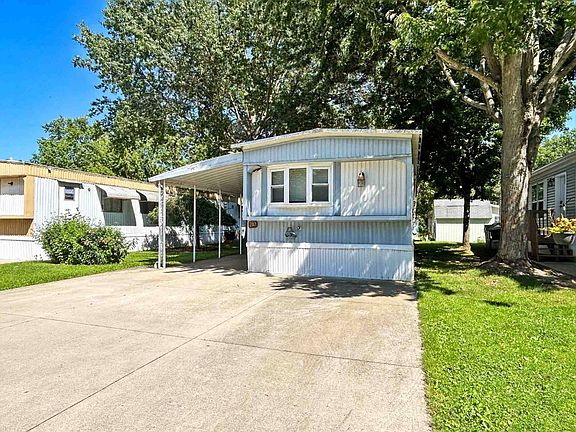 2nd image of 7055 Quarry Rd #287