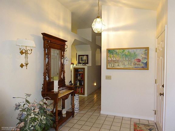 5th image of 18235 Fair Oaks Dr