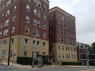 6701 Boulevard E #A4, West New York, NJ 07093