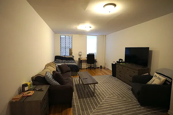 Rented by Best Apartments North Inc | media 9