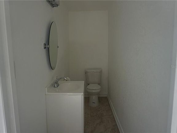 4th image of 2701 Thelma Dr