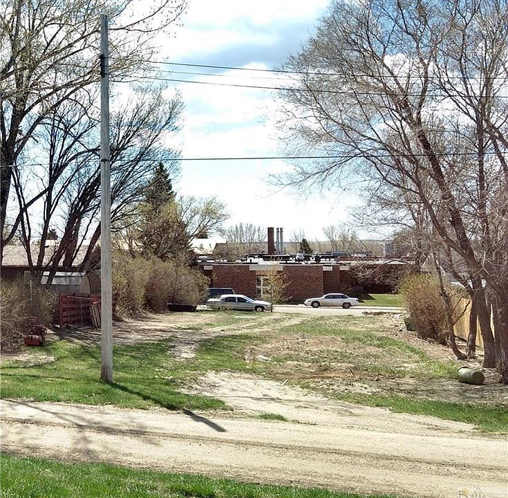 1st image of 414 Highland Ave