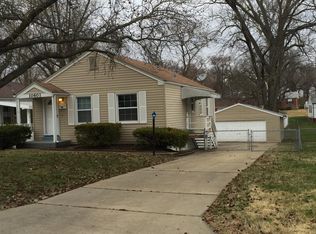 10601 Saint Matthew Ln, Saint Ann, MO