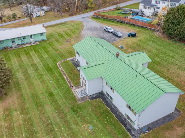 111 113 Mountain Street, Bristol, VT 05443