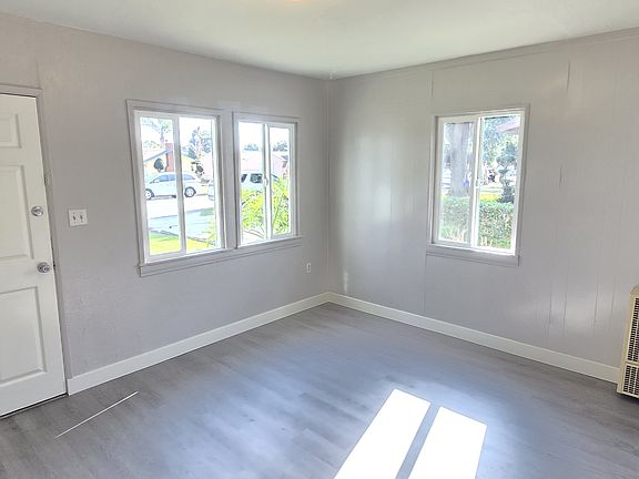 5th image of 13109 Barlin Ave #1