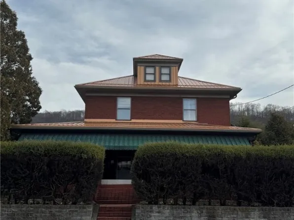 523 Market St, Bolivar, PA 15923