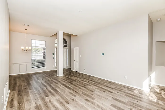 724 Turnstone Dr — Photo 5