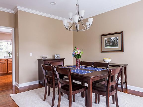 2nd image of 4241 Nutmeg Dr