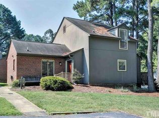 106 Clancy Cir, Cary, NC 27511