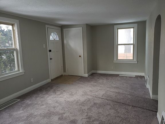 3rd image of 14523 S Campbell Ave