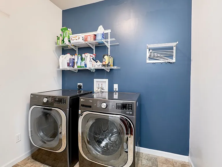 5233 Mirasol Manor Way — Photo 37