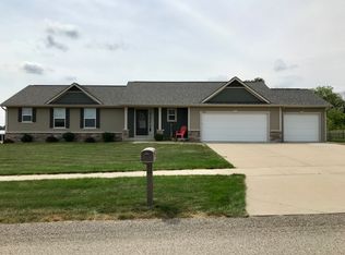 4260 Cloverfield Ct, Wayland, MI 49348