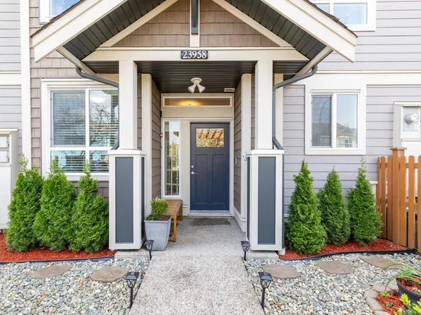 23958 Kanaka Way, Maple Ridge, BC V2W 1E5