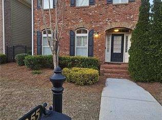 10855 Bossier Dr, Johns Creek, GA 30022