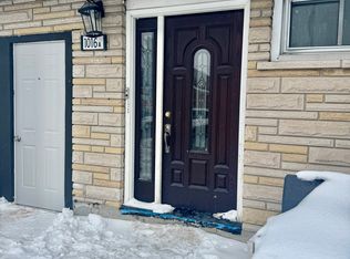 1016 Maitland Ave #A, Ottawa, ON K2C2B6