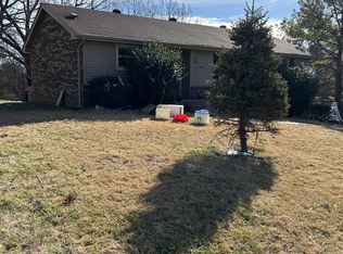 504 Pollard Rd, Clarksville, TN 37042